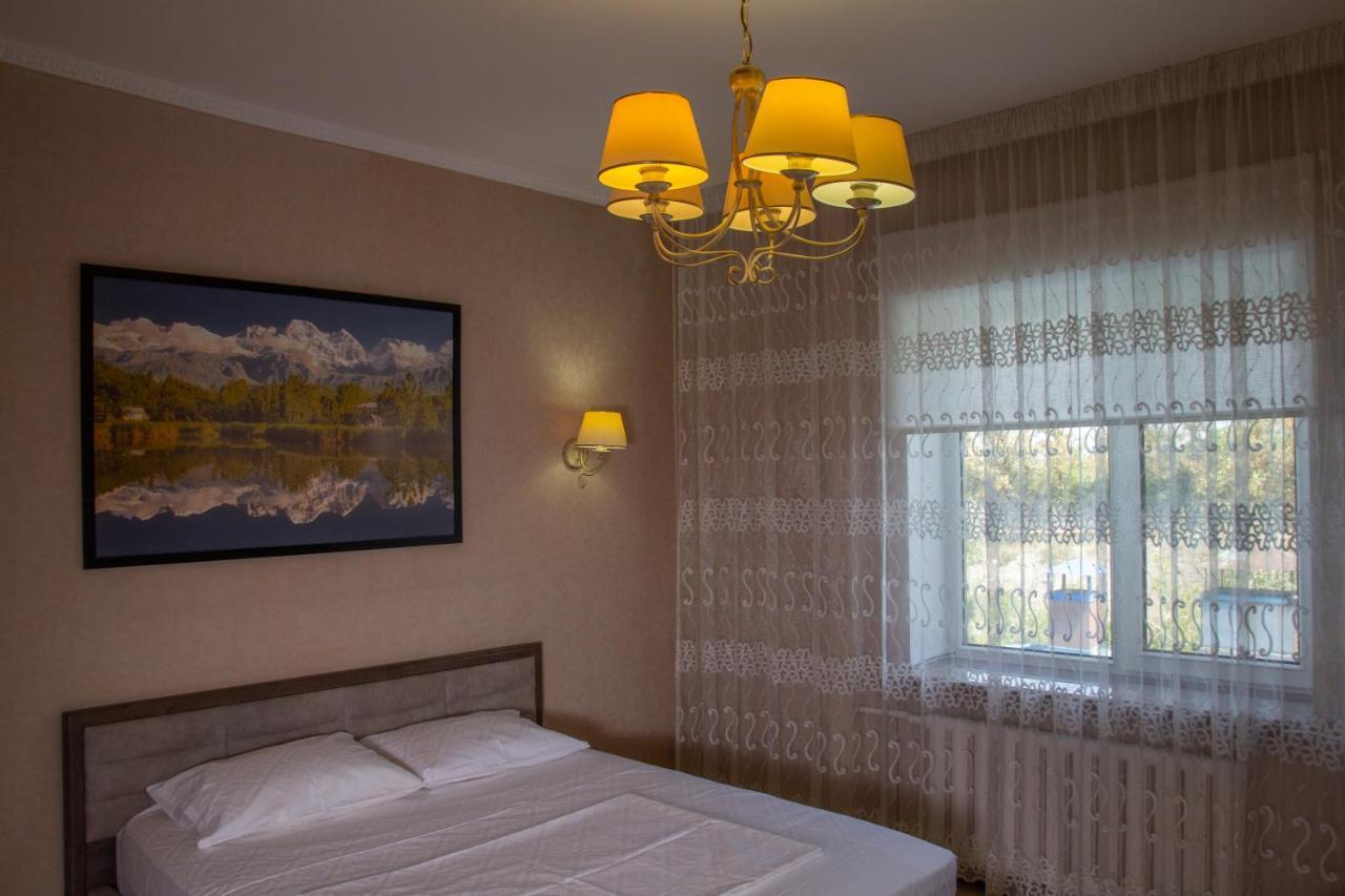 APPLE GUESTHOUSE ≡ Бишкек, Киргизия ≡ Lowest Booking Rates For Apple  Guesthouse in Бишкек